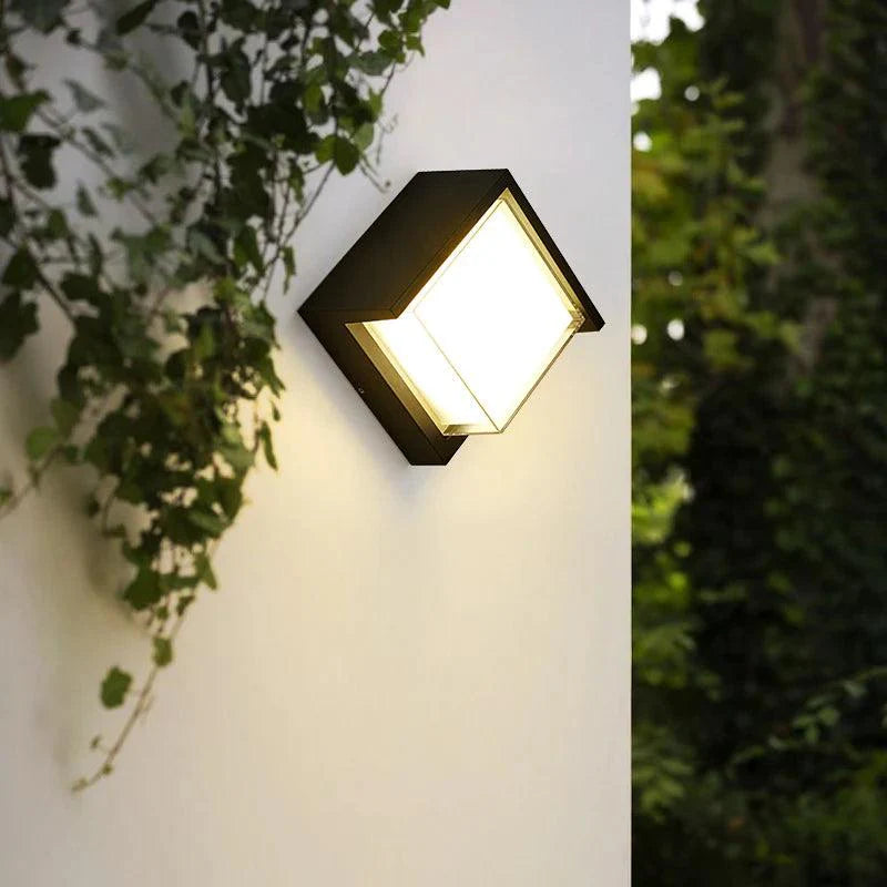 Outdoor Garden Wall Light