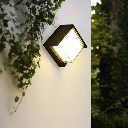 Outdoor Garden Wall Light